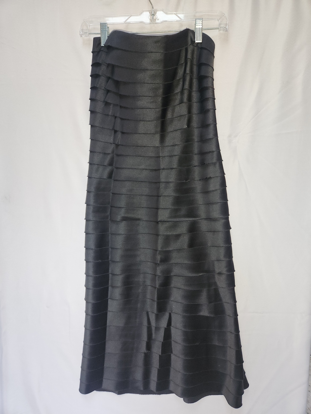 BCBGMaxAzria Black Strapless Tiered Satin Dress Size 8